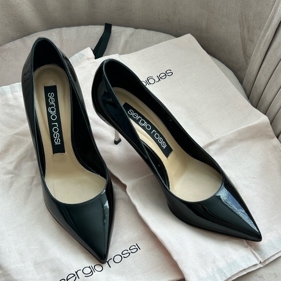 Sergio Rossi Godiva Patent Leather Pump with Steel Heel Size 38 - Picture 5 of 7